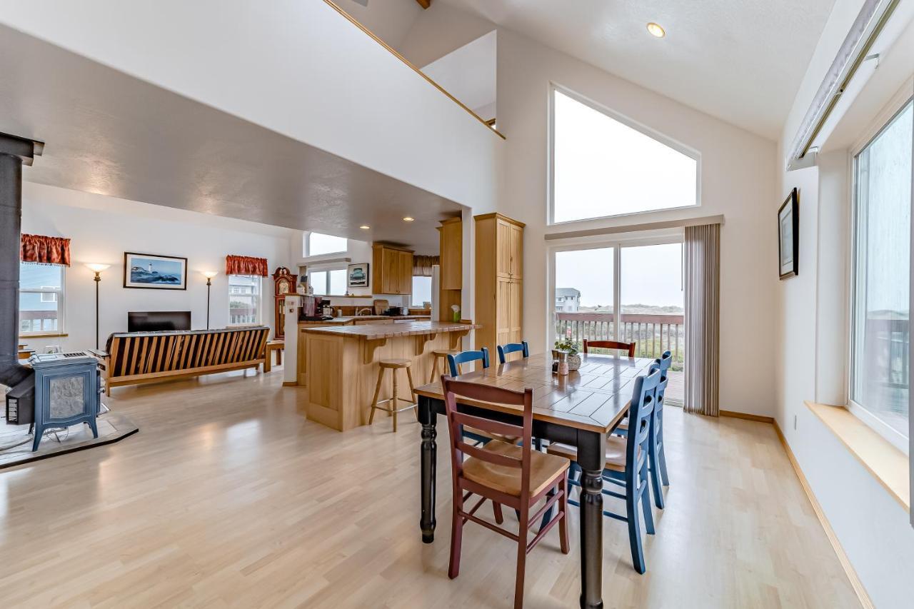 Ocean Magic Villa Gold Beach Exterior photo
